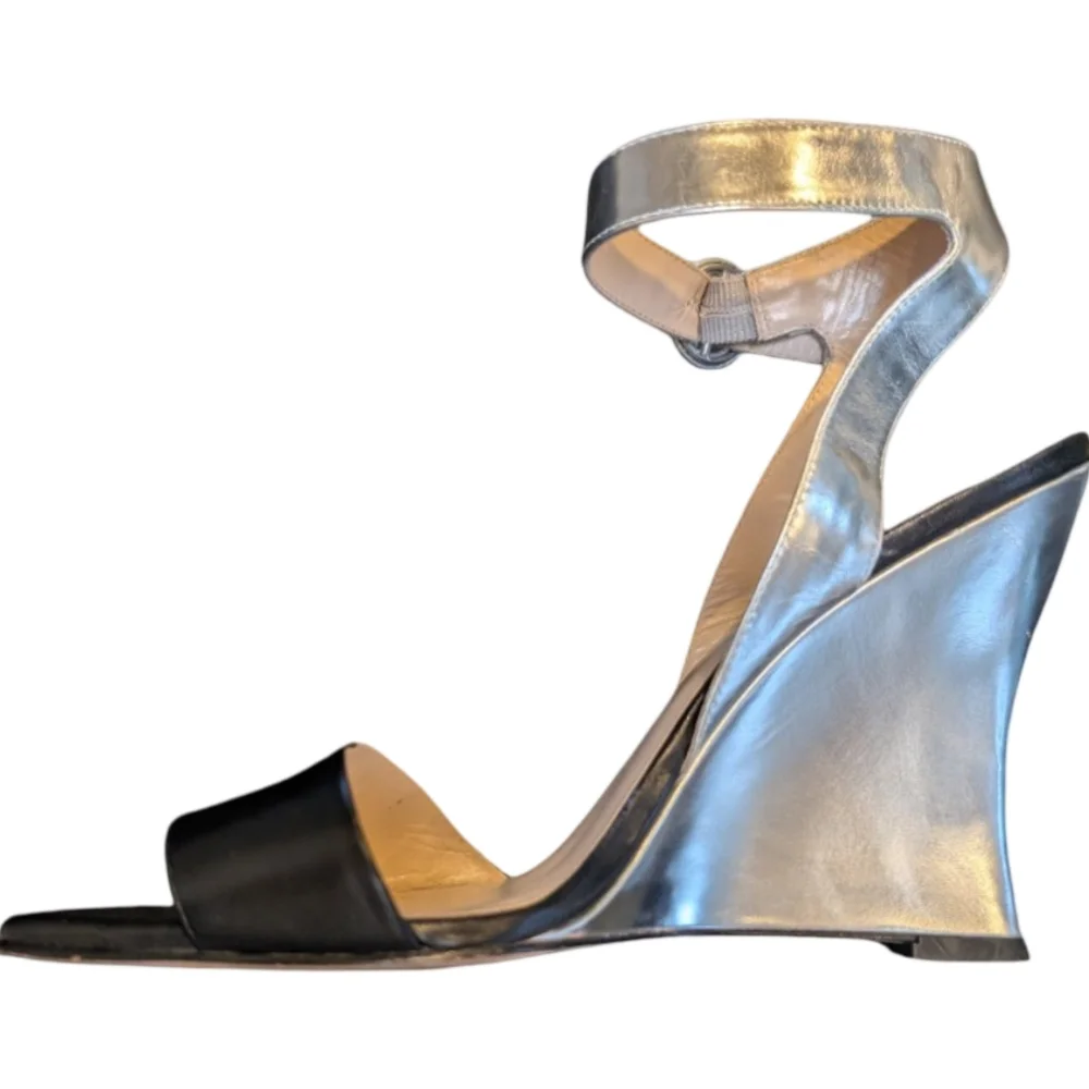 Barneys New York Silver Wedge Sandals Size 9 Ankle Strap Heels Designer Formal
